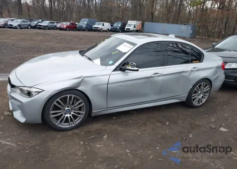 2018 BMW 330I xDrive z USA, uszkodzony, nr VIN WBA8D9C55JA013709